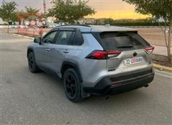 تۆیۆتا ڕاڤ 4